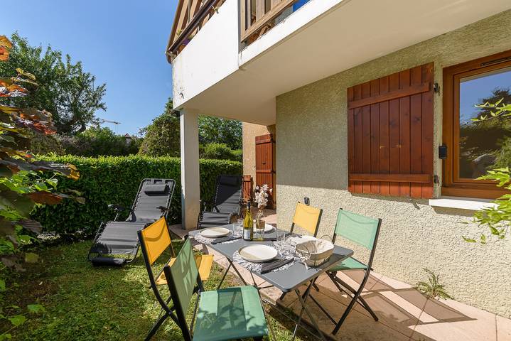 Appartement de vacances pour 3 personnes, avec terrasse et jardin