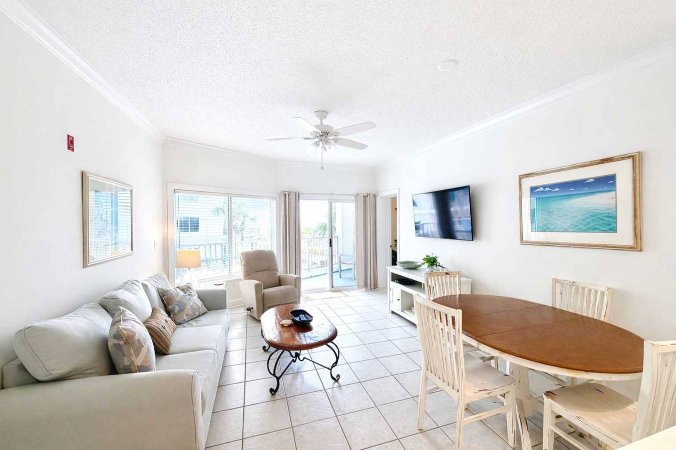 Ganze Wohnung, Palm Beach 22-D beachfront beach-view 2nd floor in Romar Beach, Orange Beach