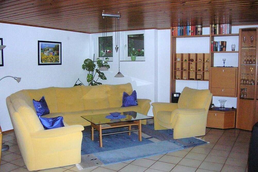 Ganze Wohnung, Ferienwohnung Brück - 4-Bettwohnung in Annweiler, Südliche Weinstraße