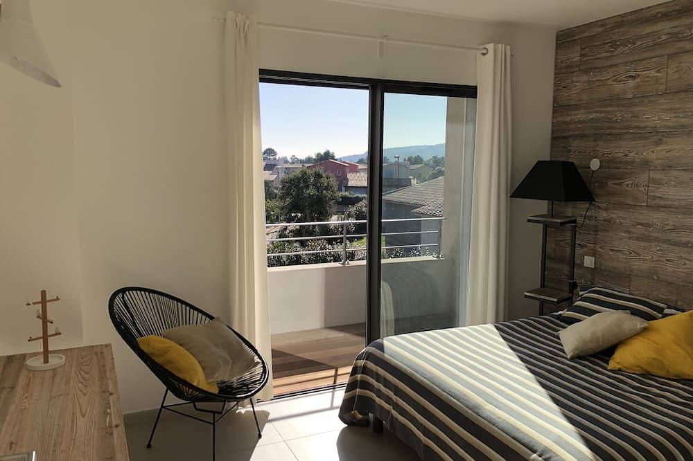 Villa de lujo con piscina privada a 500 metros de la playa St Cyprien Porto Vecchio in San Ciprianu, Lecci