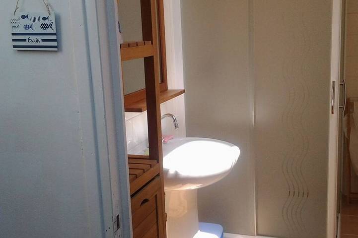 Location de vacances pour 5 personnes, avec terrasse dans Office De Tourisme De Tregastel - 4