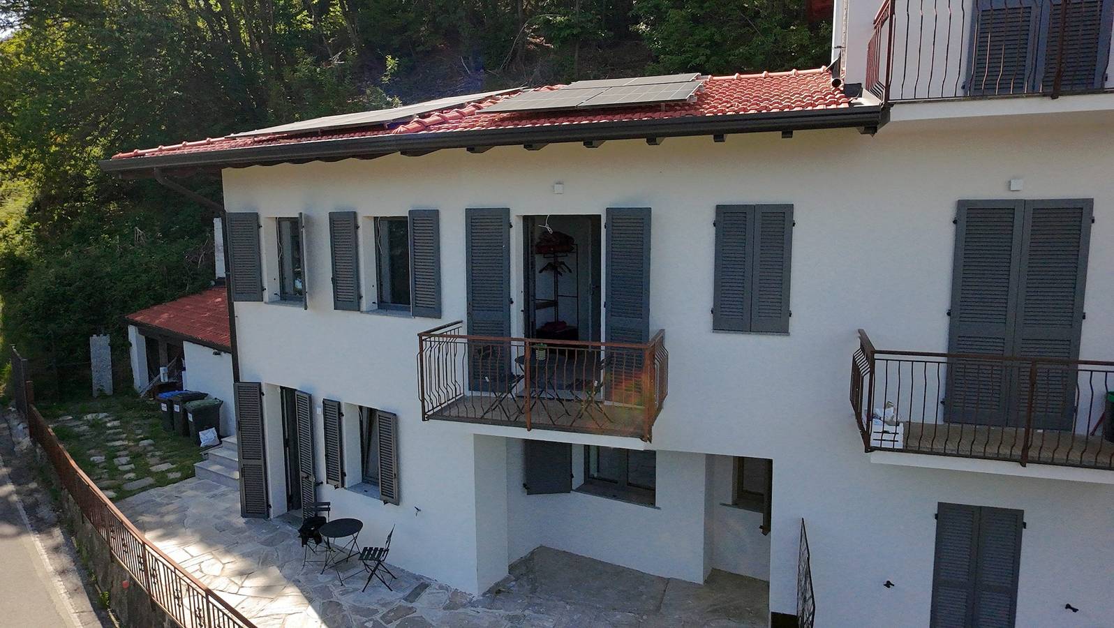 Appartamento intero, Villa Wigs view green in Lesa, Lago Maggiore (Piemonte)