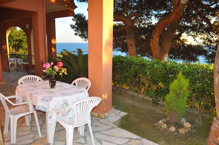 Ferienwohnung für 5 Personen, mit Meerblick und Garten sowie Ausblick in Griechenland - 3