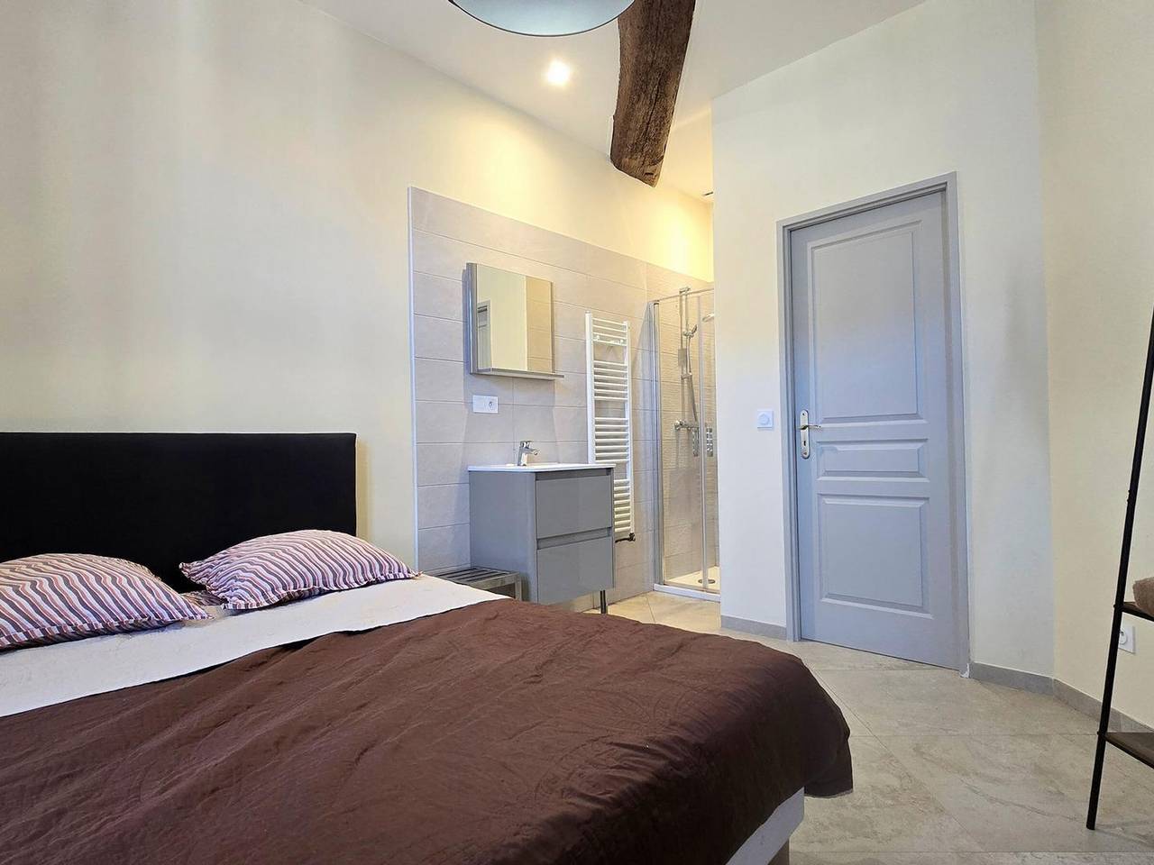 Gîte charmant dans ferme rénovée proche nature, Hautes Vallée de Chevreuse in Mareil-le-Guyon, Parc naturel régional de la Haute Vallée de Chevreuse