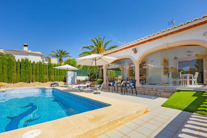 Villa Mona - PlusHolidays in Pla del Mar, Calpe