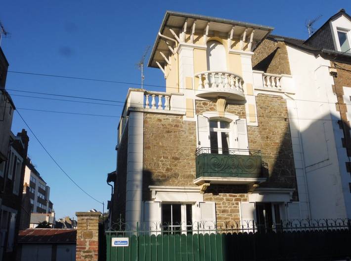 Gîte pour 5 personnes, avec terrasse - 1