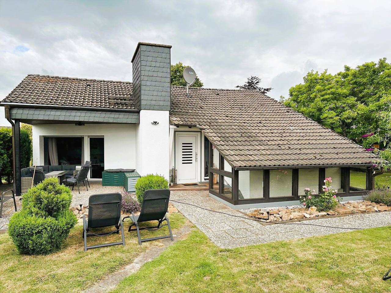 Apartamento vacacional entero, Holiday home, shower, toilet, terrace in Lügde, Distrito de Lippe