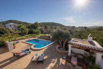 Finca in Santa Eulària des Riu, Ibiza Osten für 8 