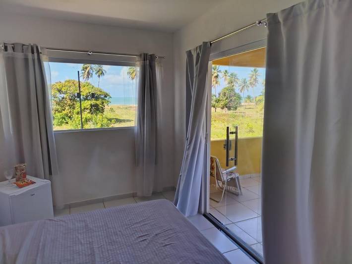 Casas e apartamentos de temporada para 3 pessoas, com vista e piscina e ainda jardim, com animais de estimação em Lucena (PB)