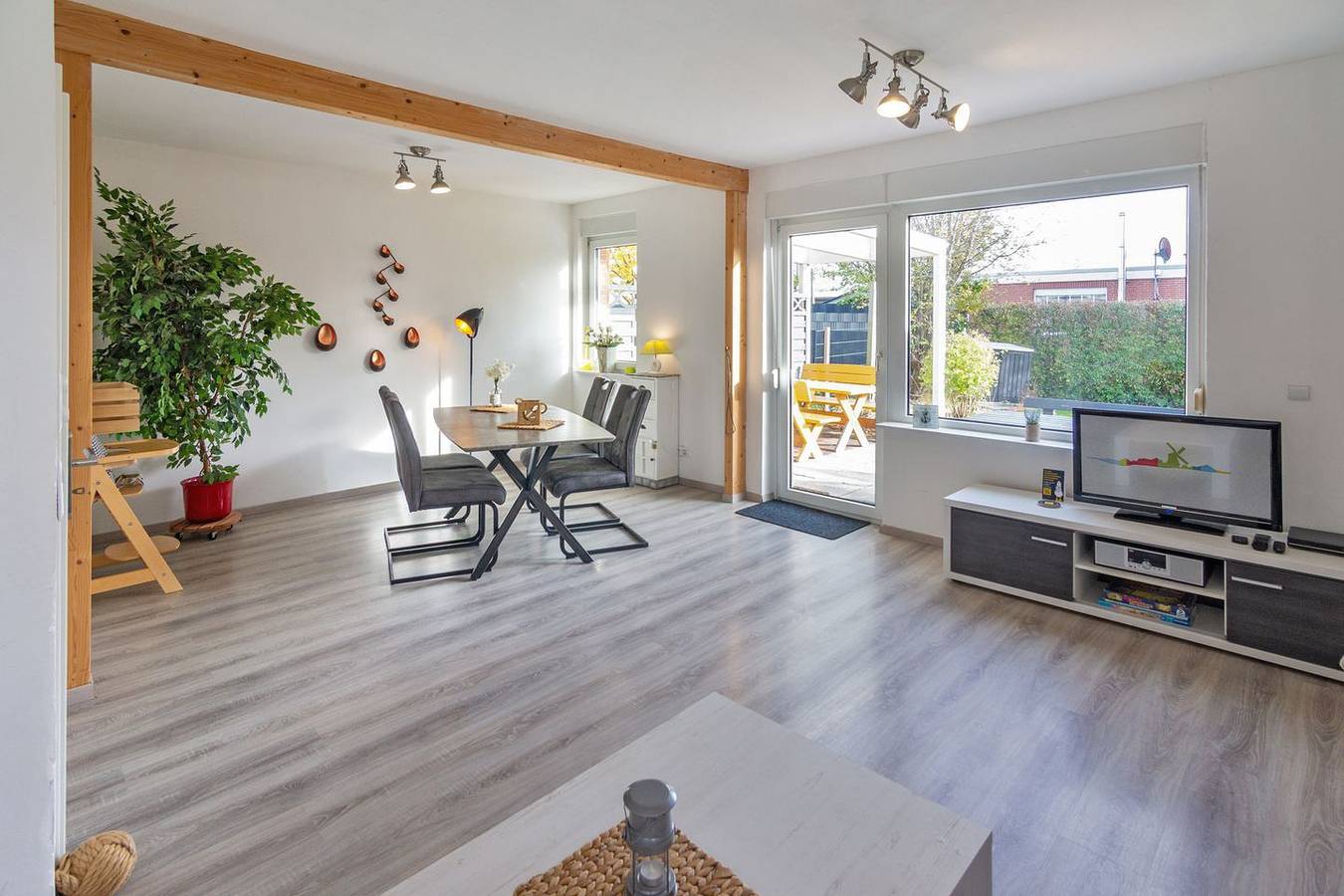 Moderner Bungalow Deichgraf in strandnaher Lage in Dornumersiel, Dornum