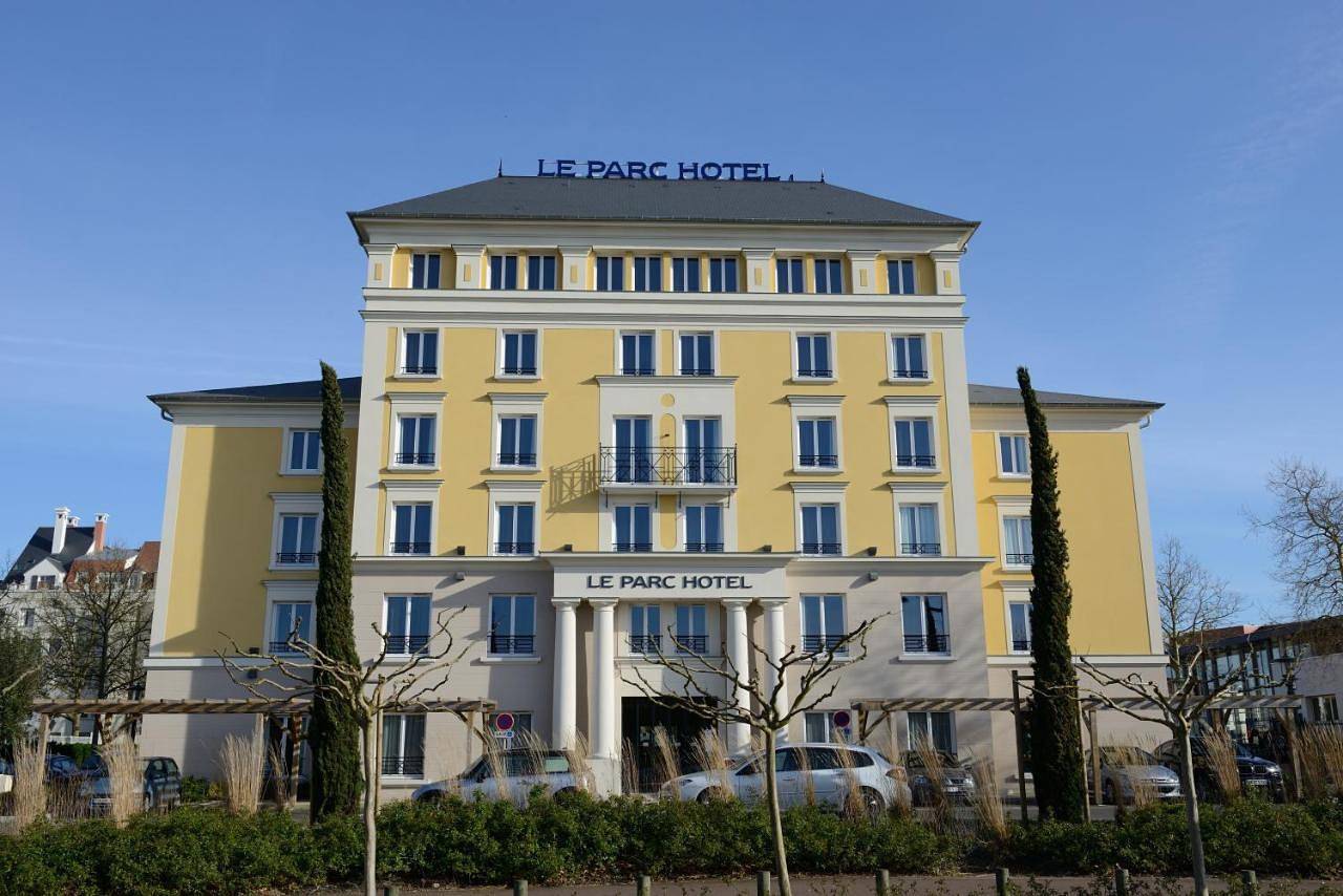 Plessis Parc Hôtel in Le Plessis-Robinson, Hauts-de-Seine