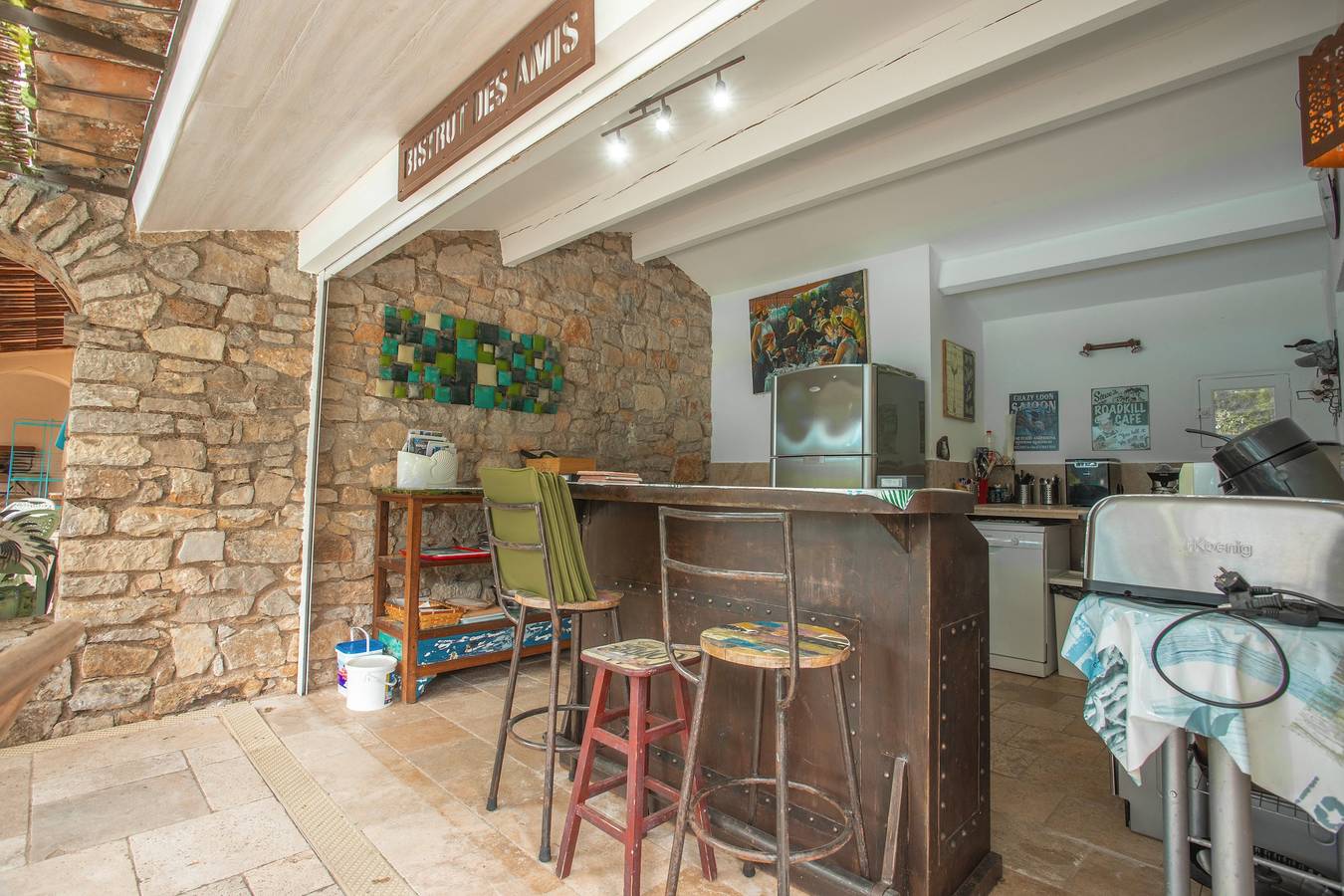 Bastidon Domaine L'hélion con piscina privada, Wi-Fi y aire acondicionado in Taradeau, Region de Draguignan