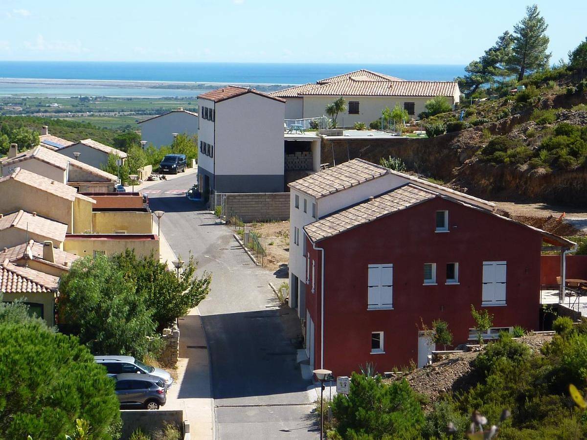 Three-Bedroom House in Treilles, Côte méditerranéenne (France)