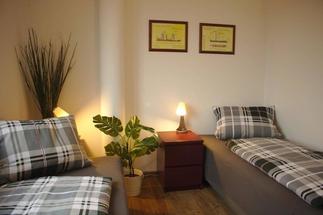 Ganze Wohnung, Three-Bedroom Apartment in Schönebeck (Elbe), Elbe-Börde-Heide