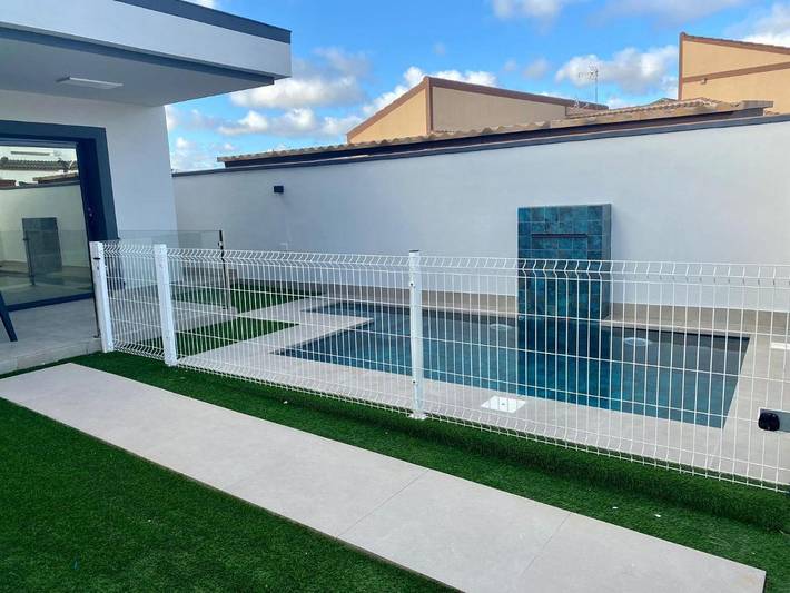 Chalet para 3 personas, con jacuzzi además de jardín y piscina en La Janda - 2