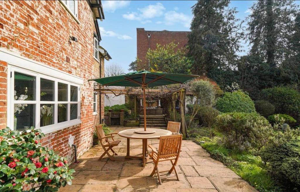 Villa für 17 Personen Historisches Erbe 20 Minuten Baker Street mit Whirlpool Nicht für Veranstaltungen in Hillingdon, London
