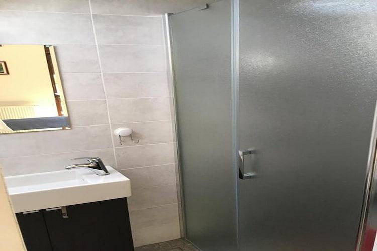 Ganze Wohnung, Guesthouse Family Bosnic - Duplex Family Room with Balcony - Gallery - 1 - 2 in Smoljanac, Plitvicer Seen