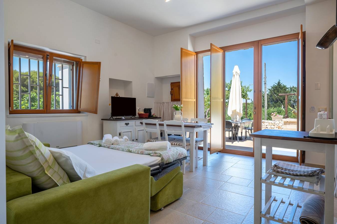 Appartement entier, Suite « Masseria Latorre - Suite il Vecchio Pozzo » avec jardin, Wi-Fi et climatisation in Locorotondo, Province de Bari