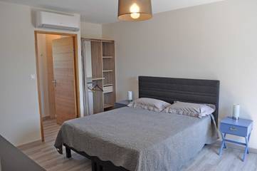 Chambre D’hôte pour 2 Personnes dans L'Isle-sur-la-Sorgue, Provence, Photo 1