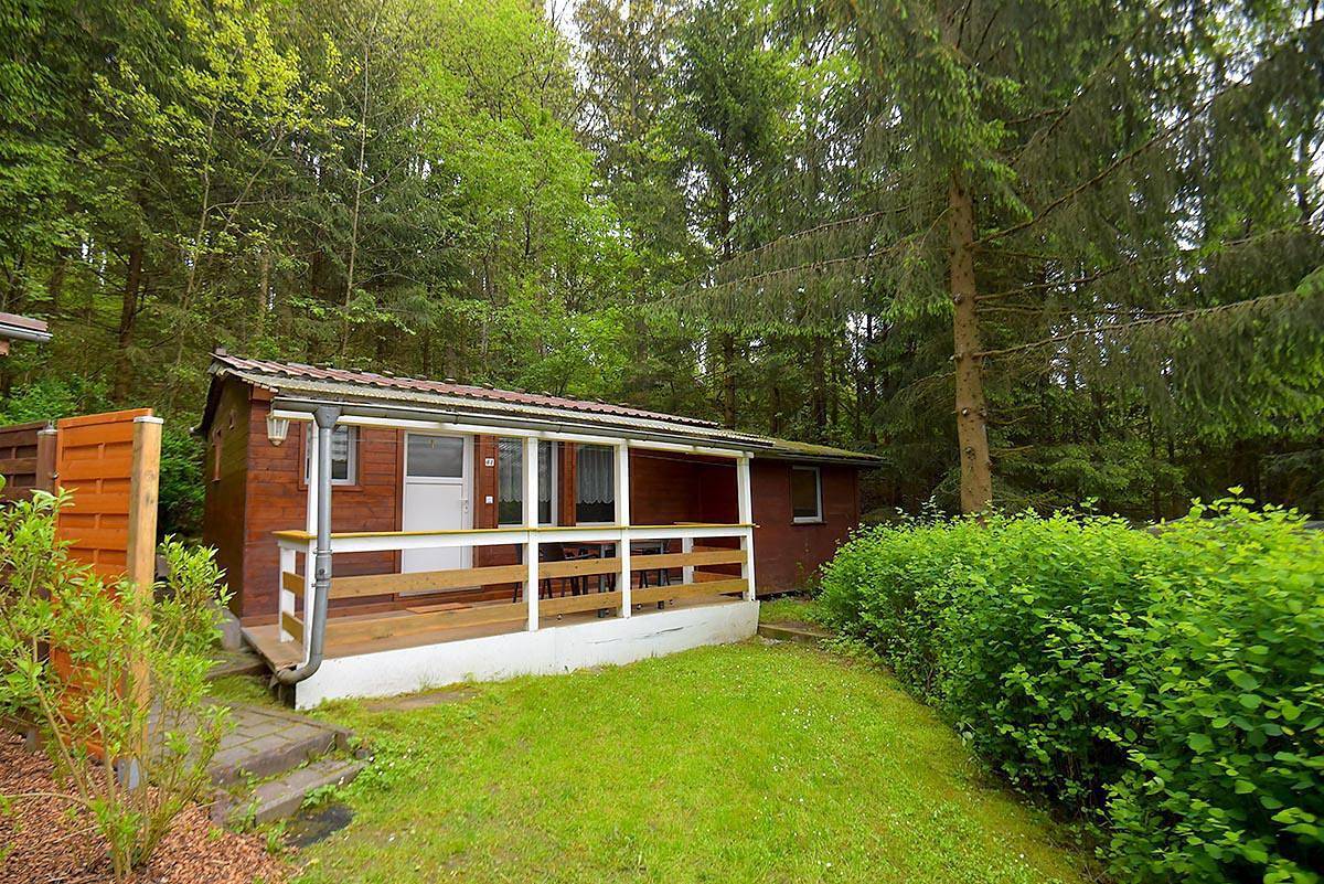 Campingplatz &amp; Bungalowdorf am Waldbad in Erlau, St. Kilian