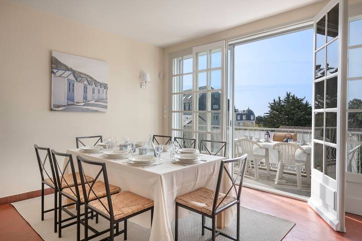 Location de vacances pour 8 personnes, avec balcon et jardin, adapté aux familles dans Port de Gourmalon - 2