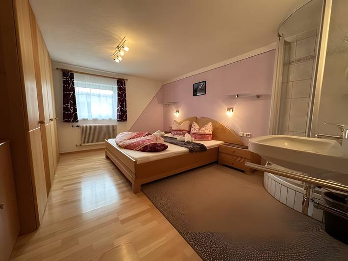 Ganze Wohnung, Apartment „Bergglück“ mit Bergblick, Balkon und Wlan in See, Verwall