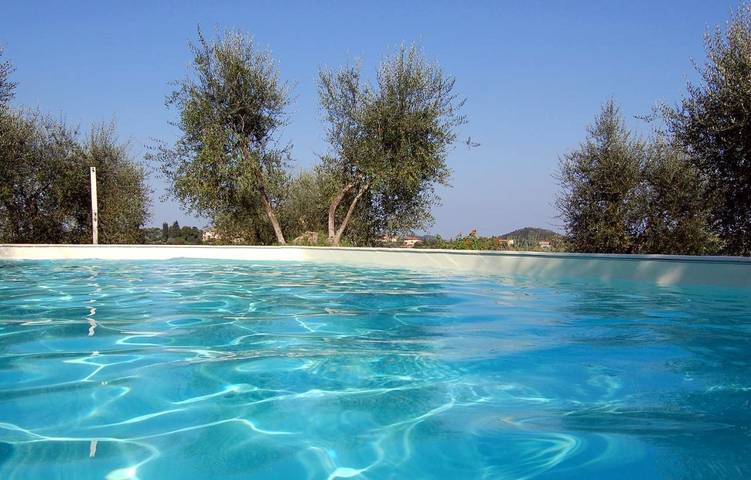 Appartamento per 8 persone, con Terrazza e Giardino nonché Piscina e Panorama a Pontedera