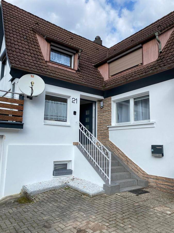 Gîte pour 8 personnes, avec Terrasse ainsi que Jardin et Vue