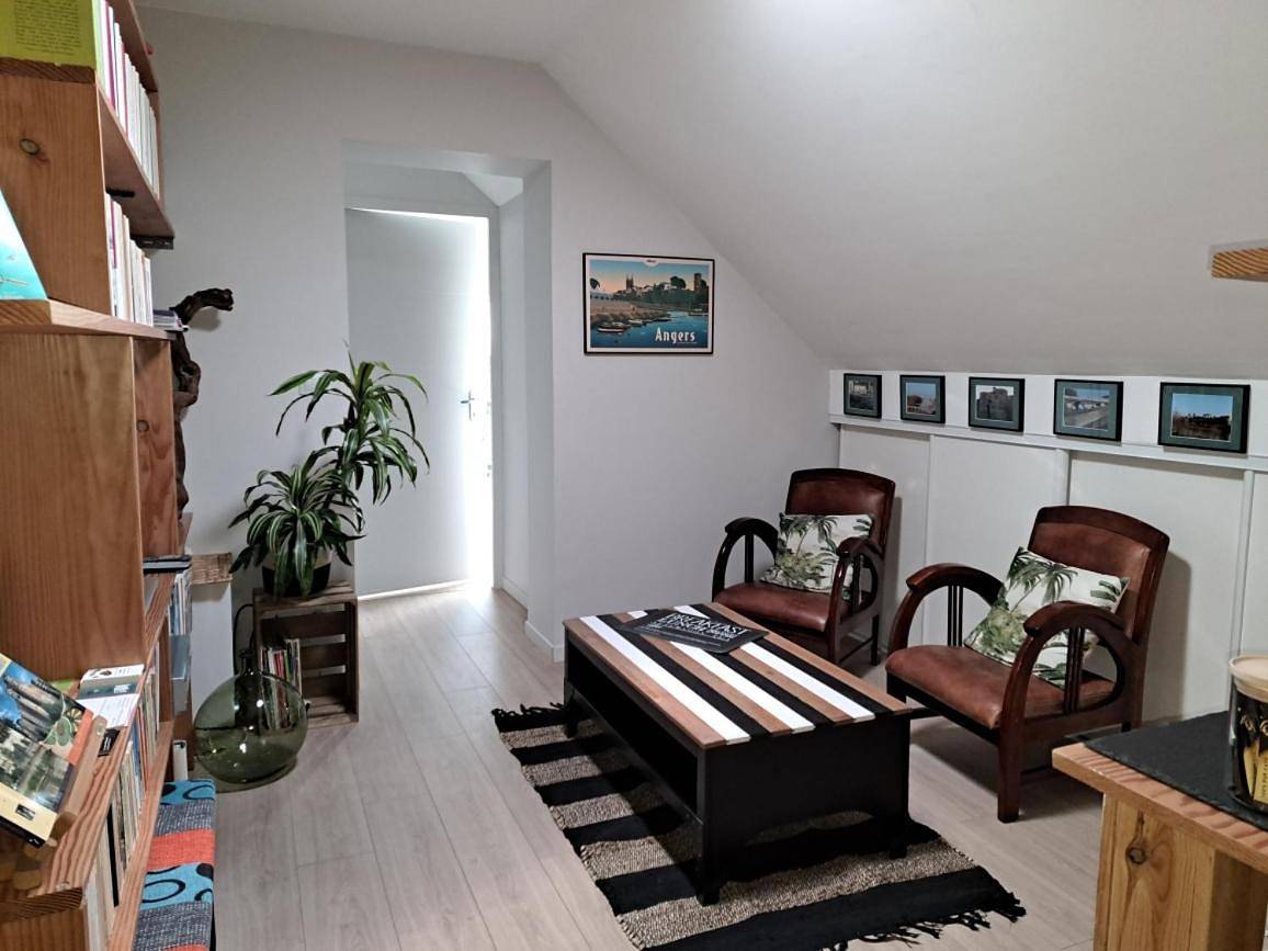 Deux chambres à Anjou bleu Portes d'Angers in La Meignanne, Vallée de la Loire