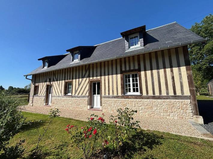 Gîte pour 4 personnes, avec jardin à Saint-Désir