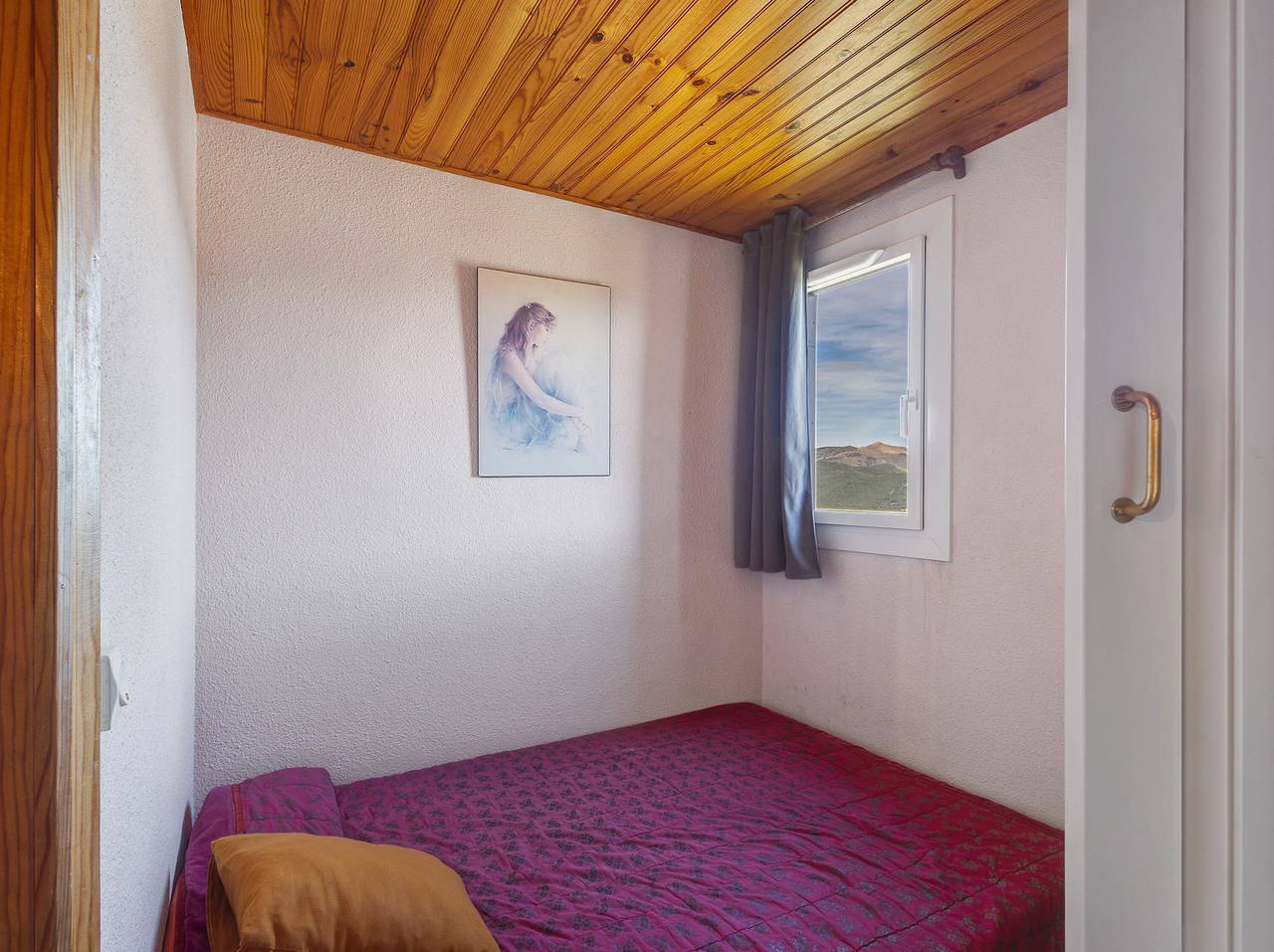 Appartement entier, Appartement 'Appartement Face Au Lac 6 Voyageurs' avec vue sur le lac et balcon in Les Angles, Parc naturel régional des Pyrénées catalanes