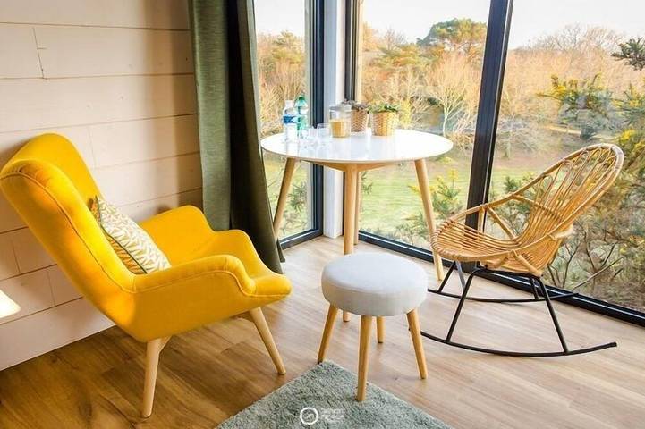 Cabaña de madera para 5 personas, con jardín además de terraza y jacuzzi - 1