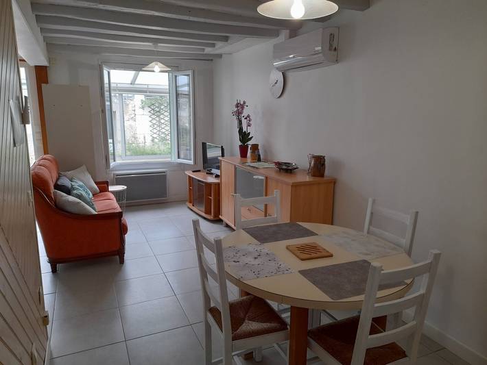 Gîte pour 4 personnes, avec jardin et terrasse à Saint-Georges-sur-Cher - 2