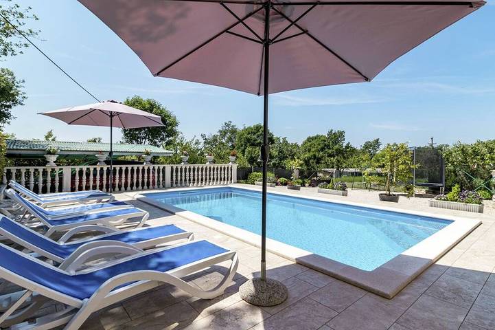 Ferienhaus für 6 Personen, mit Pool - 1