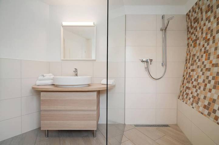 Ferienhaus für 3 Personen, mit Terrasse und Garten in Penzlin - 4