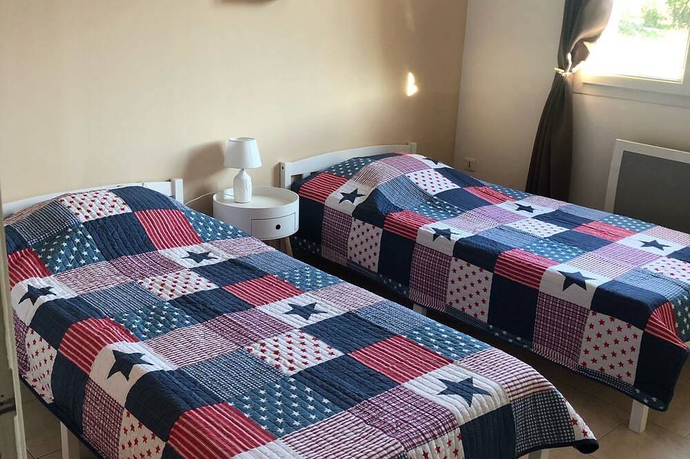 Villa with private pool in Le Thoronet, Draguignan region