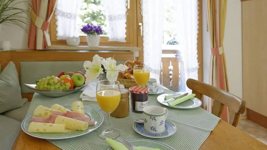 Ferienwohnung für 2 Personen, mit Balkon in Ettal - 4
