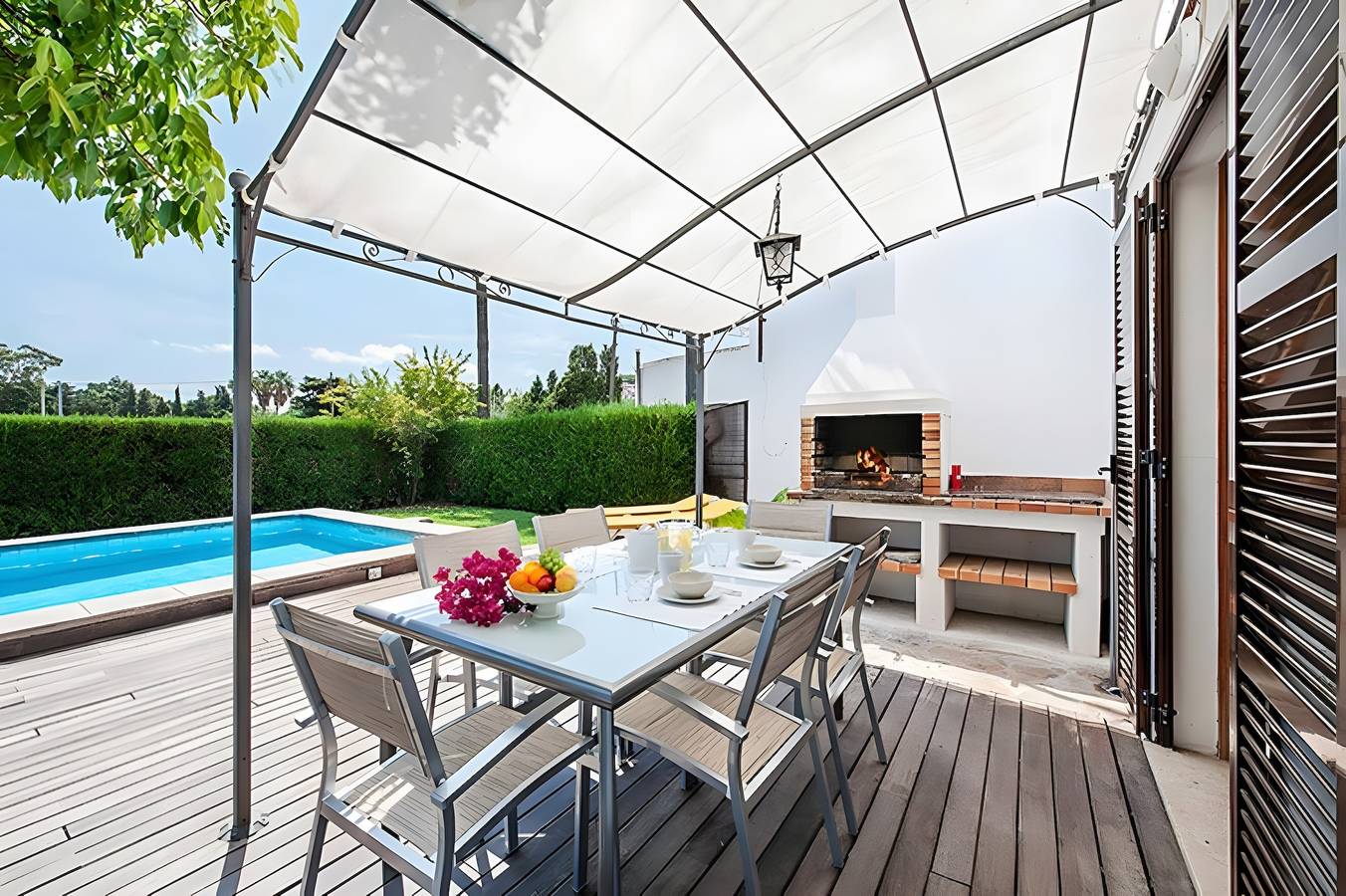 Villa Provenza mit privatem Pool, Terrasse, Klimaanlage und Wlan in Port de Pollença, Pollença