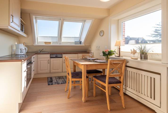 Ganze Wohnung, Schöne 2-Zimmerferienwohnung im Obergeschoss auf ca. 40 m² für bis zu 3 Personen in Westerland, Sylt (Gemeinde)