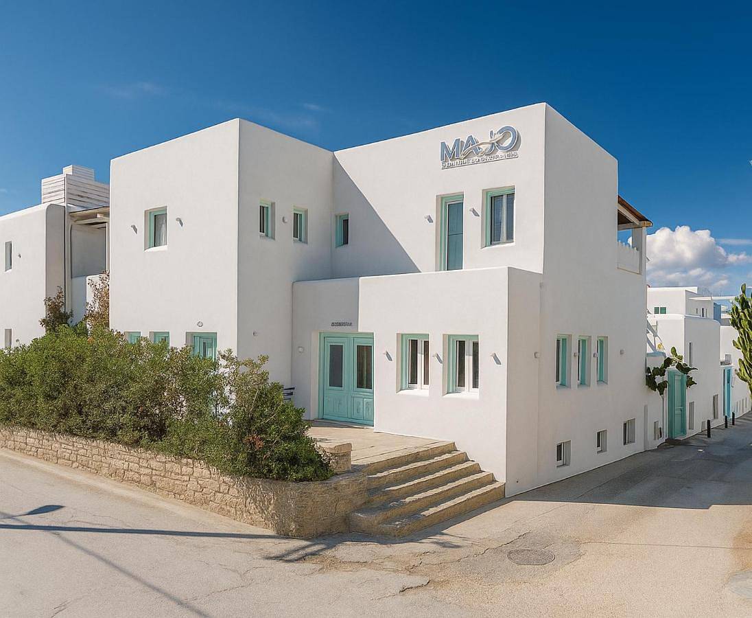 Majo Suites Hotel in Agia Anna, Naxos