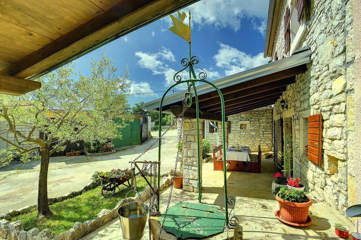 Ferienhaus für 5 Personen, mit Terrasse und Garten in Barban
