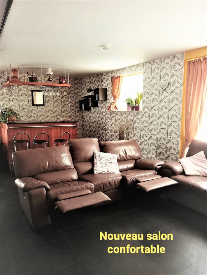 Location de vacances pour 14 personnes, avec balcon/terrasse ainsi que sauna et vue à Hamoir - 4