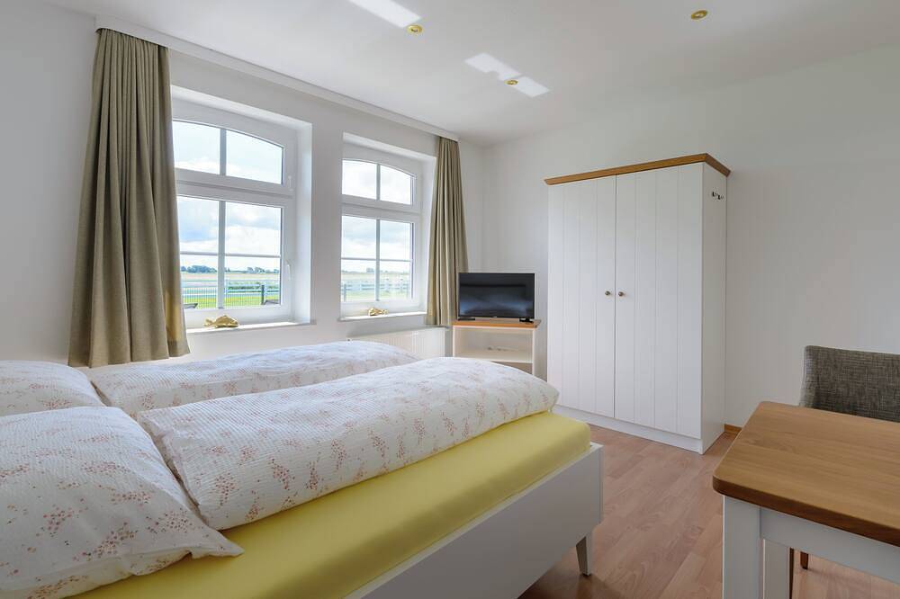 Landhaus Wittmaack Dircks Erholung an der Nordsee Erdgeschosswohnung \"Anker\" in Norderfriedrichskoog, Eiderstedt