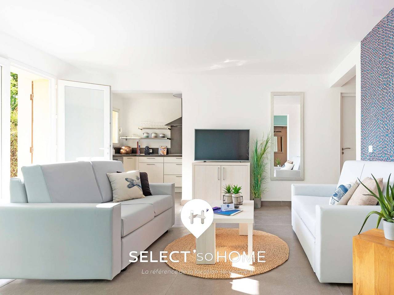 Appartement entier, Charmant T4 avec terrasse et jardin près de la plage, animaux admis in Le Lavandou, Parc national de Port-Cros