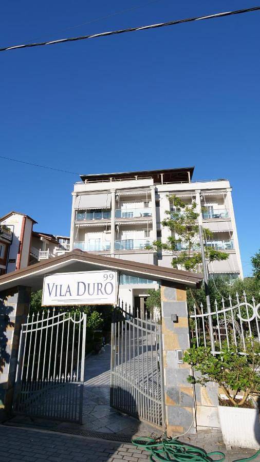 Hôtel pour 3 personnes, avec Balcon et Terrasse ainsi que Jardin et Vue