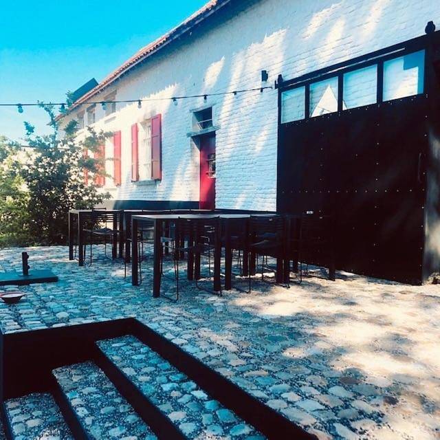 Chambre d’hôte pour 26 personnes, avec jardin ainsi que jacuzzi et sauna en Belgique - 3