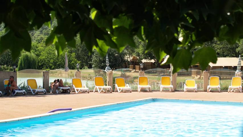 Wohnwagen für 6 Personen, mit Pool, mit Haustier in Alpes-de-Haute-Provence - 2