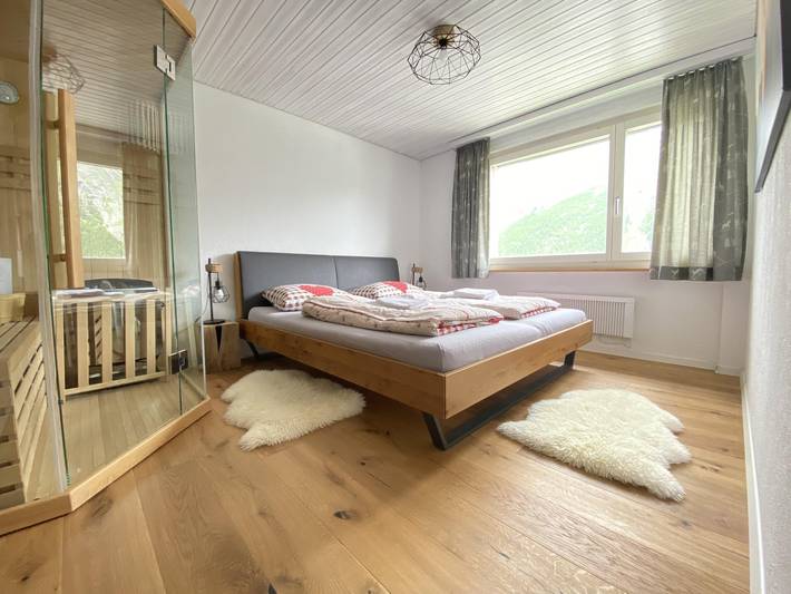 Ferienwohnung für 5 Personen, mit Balkon und Sauna sowie Ausblick in Saas-Fee