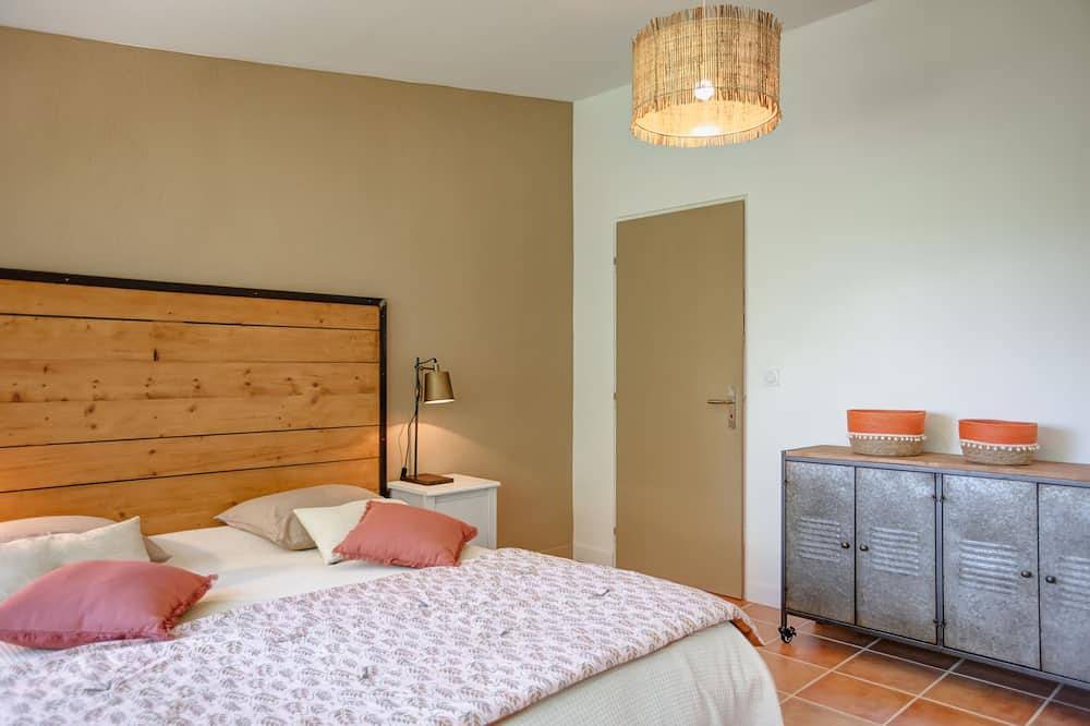 Gite du Chai-Ferienhaus-Nasszelle-Terrasse in Pont-Saint-Esprit, Nimes und Umgebung