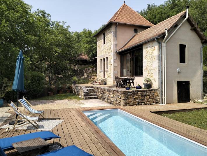 Holiday rental for 2 people, with terrace and garden as well as pool, with pets in Lot